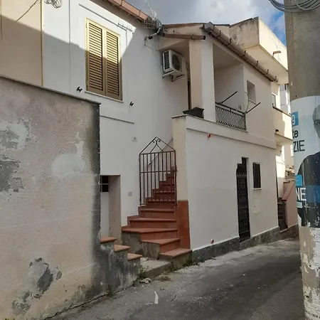 Erasippe Al Borgo Moschetta La Casetta Appartement *